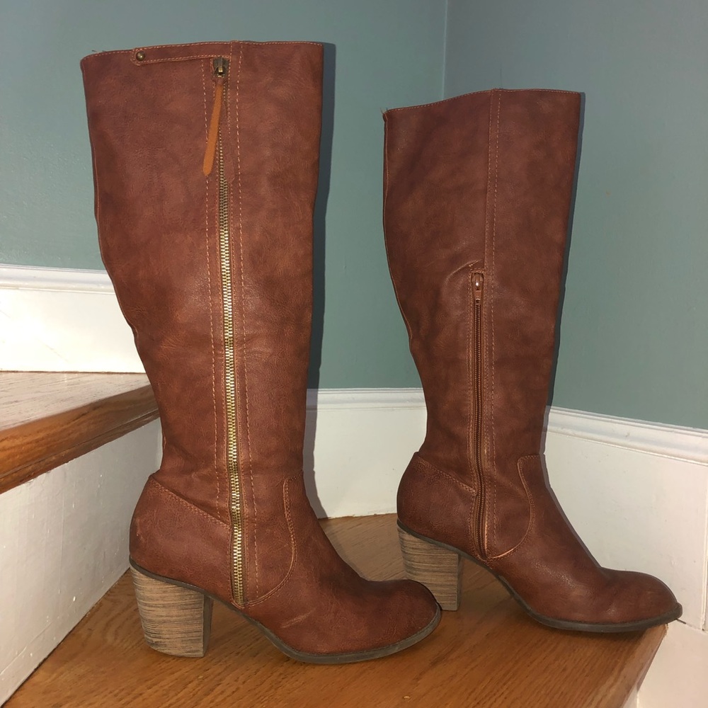 Crown Vintage Knee-High Leather Boots